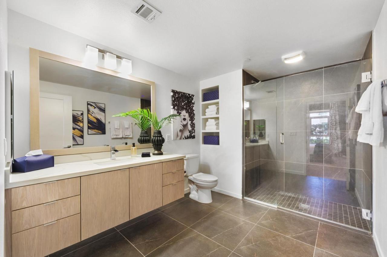 Beverly Grove Chic City Oasis 2 Bedroom Apt With Den 138 Los Ángeles Exterior foto