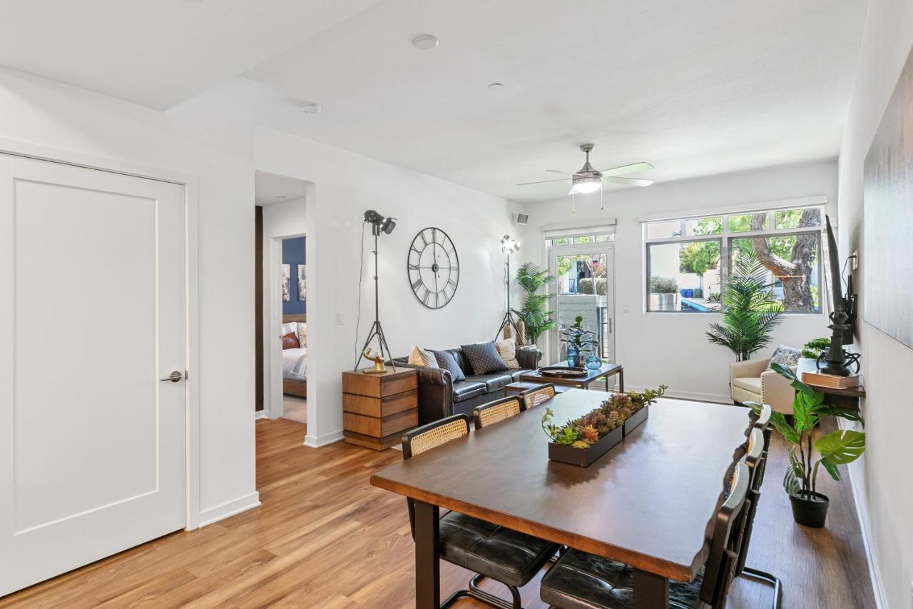 Beverly Grove Chic City Oasis 2 Bedroom Apt With Den 138 Los Ángeles Exterior foto