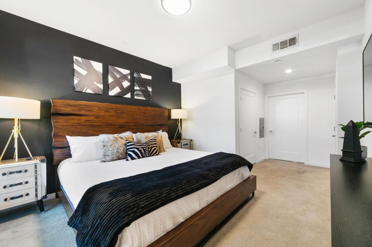 Beverly Grove Chic City Oasis 2 Bedroom Apt With Den 138 Los Ángeles Exterior foto